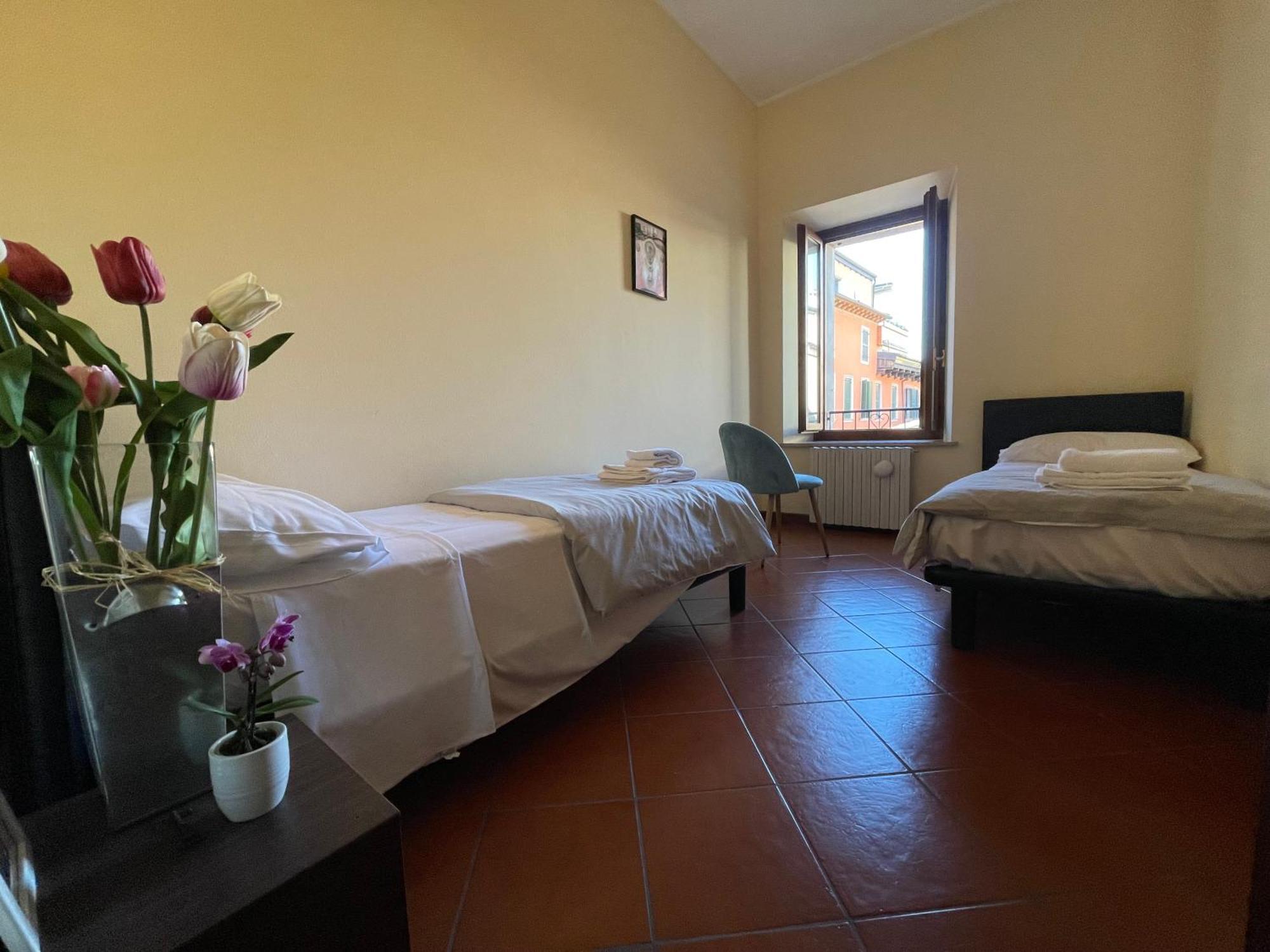 Montecchi House Apartment Verona Exterior photo